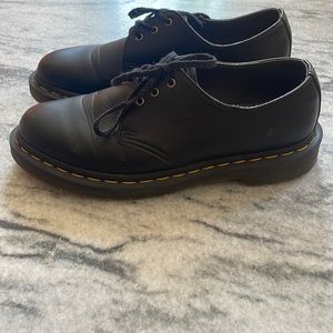 Dr. Martens Black Vegan Oxford Shoes Mens 7 Women’s 8